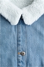 Джинсовая куртка с воротником артикул 1318416001