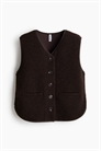Плюшевая жилетка артикул 1315452002