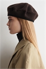 Шерстяной берет из шерсти яка артикул 1318315001