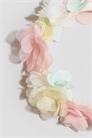 Флоральная аппликация на ободке для волос артикул 1330974001
