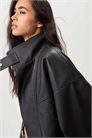 Куртка из искусственной кожи свободного кроя артикул 151930553