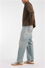 Джинсы Alex свободного кроя с легким винтажным эффектом артикул 153910429