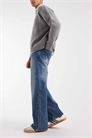 Джинсы с 5 карманами и очень свободным кроем артикул 155057895