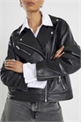 Кожаная куртка в стиле байкера артикул 154243335