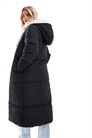 Макси-пуховик с капюшоном черного цвета артикул 134783918