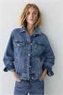 Джинсовая куртка в стиле «тракер» артикул 156230143