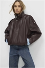 Куртка с воротником-воронкой из искусственной кожи артикул 155895145