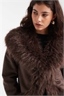 Короткая куртка из искусственной замши и искусственного меха коричневого цвета артикул 151897164