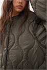 Стеганая куртка артикул 150554578