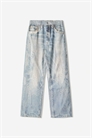 Джинсы свободного кроя с принтом артикул 149135667
