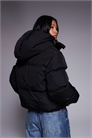 Пуховик с капюшоном артикул 151112421
