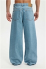 Джинсы с очень свободным кроем артикул 155165513