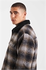 Свободная шерстяная куртка-тракер с клетчатым узором черного цвета артикул 142169044
