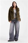 Короткая куртка из искусственного меха артикул 151897176