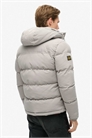 Короткая куртка-пуховик Everest с капюшоном, цвет «серебристо-серый» артикул 153859845