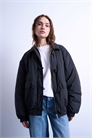 Большой бомбер гибридного кроя с утепленной подкладкой и застежкой-тоггл артикул 143962846