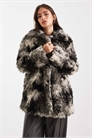 Пальто из искусственного меха артикул 148193254