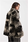 Пальто из искусственного меха артикул 148193254