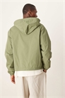 Ветровка с капюшоном цвета хаки артикул 139584149