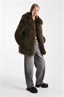 Искусственная меховая шуба оливкового цвета артикул 148661151