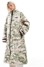 Водонепроницаемый халат для переодевания в розовом камуфляже артикул 148274156