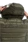 Куртка с капюшоном и средней степенью утепления цвета пыльного оливкового зеленого артикул 139595970