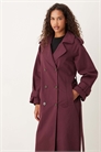 Длинный плащ бордового цвета артикул 150325528