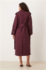 Длинный плащ бордового цвета артикул 150325528