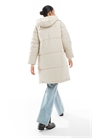 Пуховик с капюшоном и удлиненным кроем артикул 138171902
