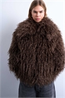 Бомбер из искусственного монгольского меха шоколадного цвета артикул 147589995