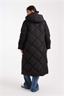 Стеганое пальто-пуховик с капюшоном черного цвета артикул 143262056