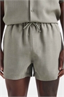 Координированные плавательные шорты из льна, короткие, хаки артикул 150505736