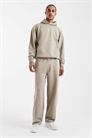 Премиум-комплект из свободных джоггеров плотной ткани плотностью 400 г/м² цвета «камень» артикул 151098724