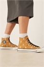 Кроссовки Chuck 70 Hi с принтом в виде звёзд артикул 151960075