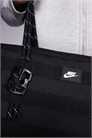 Спортивная сумка-тоут черного цвета артикул 149966856