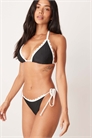 Нижняя часть бикини с завязками и контрастной волнистой каймой артикул 150782804