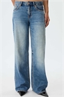 Джинсы D91 с низкой посадкой и широкими брючинами, средняя выстирка артикул 151257732