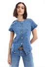 Джинсовая рубашка с короткими рукавами на пуговицах артикул 144136251
