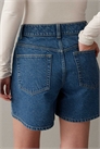 Джинсовые шорты в стиле «дэд-шорт» артикул 153818038