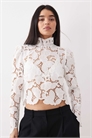 Блузка с высоким воротником, длинными рукавами и нежным кружевом артикул 155144897