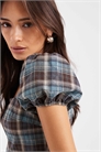Блузка с оборками, пеплумом на талии и рукавами-буф артикул 152899396