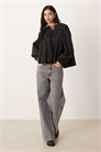 Блузка с завязками спереди и длинными рукавами артикул 151737158