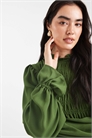 Блузка с высоким воротником, длинными рукавами и сборками артикул 148301031