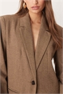 Блейзер из фактурной ткани свободного кроя артикул 149859212