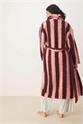 Халат с длинными полосками артикул 146783948