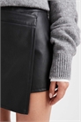 Юбка-шорты из искусственной кожи артикул 148074022