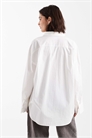 Рубашка свободного кроя с широкими рукавами артикул 152901715