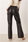 Брюки из искусственной кожи с прямыми брючинами артикул 148444837
