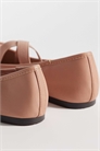 Балетки с квадратным носком артикул 155524996