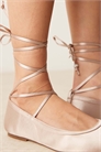 Свадебные балетки с завязками на щиколотке, апрельская коллекция артикул 149858053